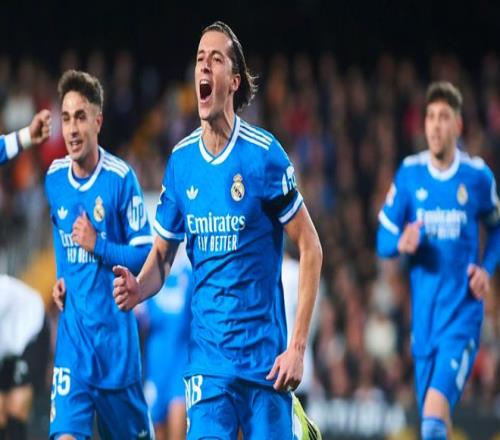 首尔,后卫金南春,遭遇意外,鸿发彩票,互动竞猜平台,在线娱乐,预测挑战,鸿发彩票APP下载