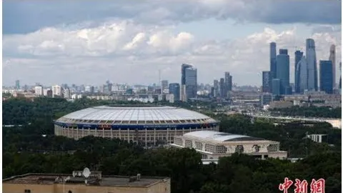巩晓彬突发邀酒，朱芳雨讲述昔日巧拒应酬经历