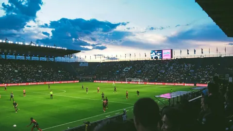 德国战平瑞士，3-3绝平演绎德瑞之战精彩瞬间，格纳布里脚跟绝杀惊险逆转！